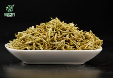 采摘金银花，并不是采摘下来而已 - 中药饮片代工