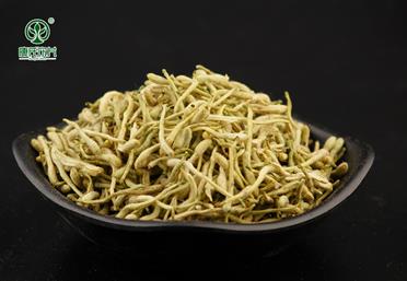 采摘金银花，并不是采摘下来而已 - 中药饮片代工